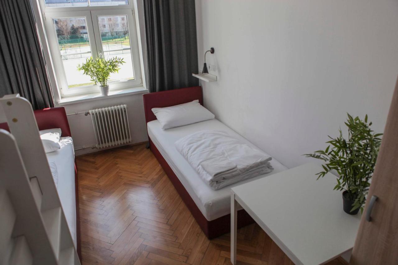 C - Punkt Hostel Lublana Zewnętrze zdjęcie